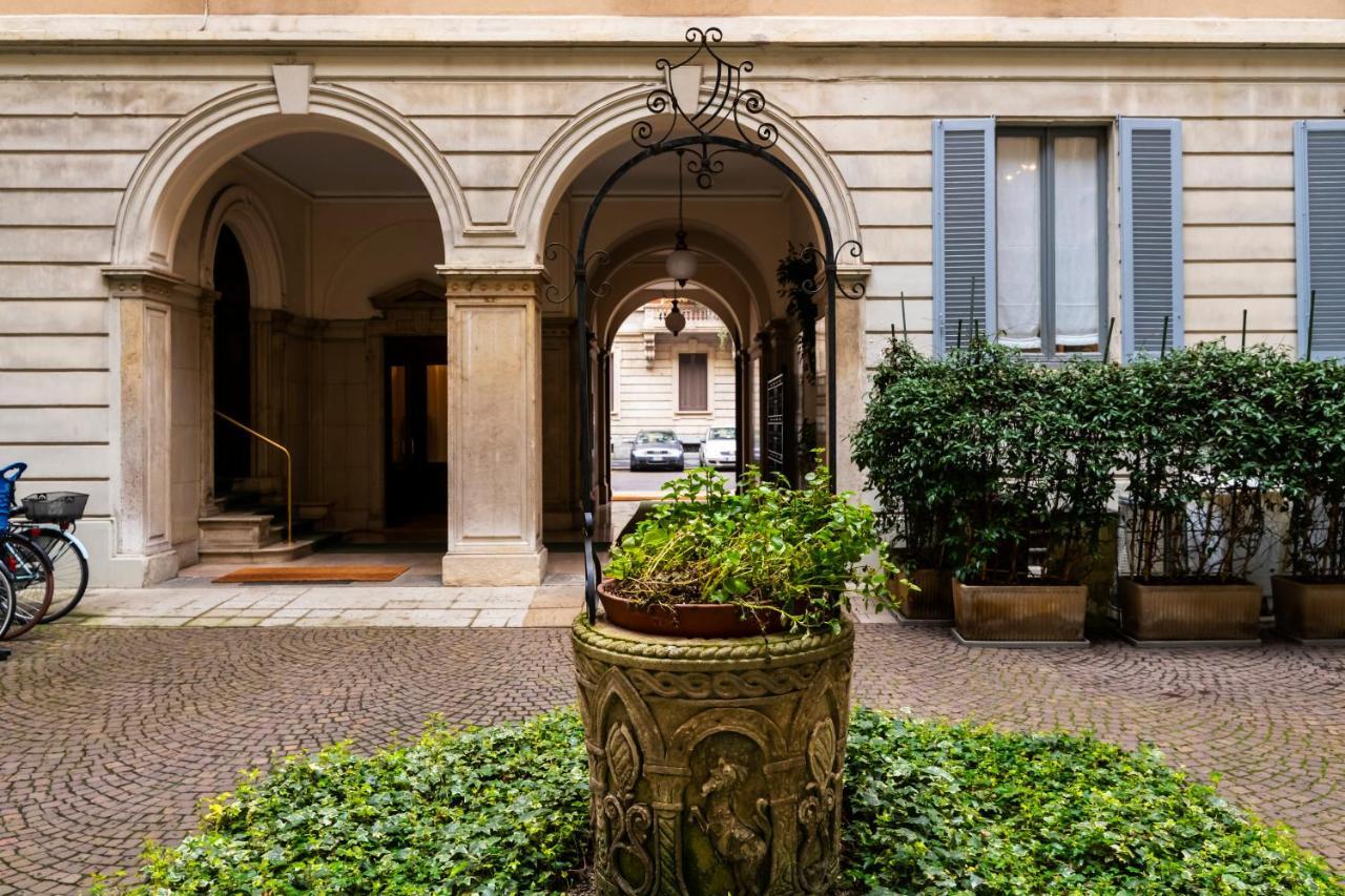 Real Jewel Next To Cenacolo And Cadorna Station Appartamento Milano