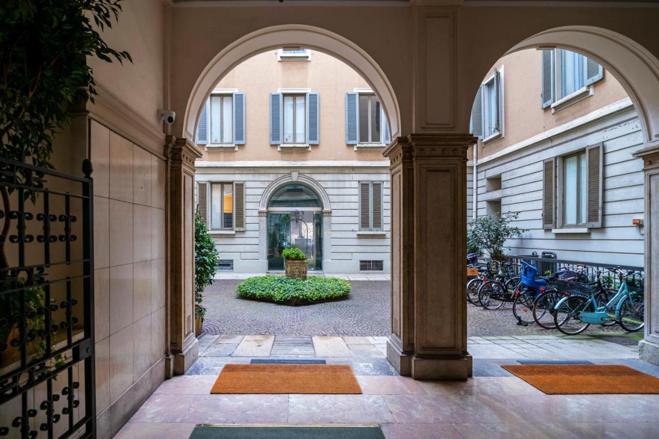 Real Jewel Next To Cenacolo And Cadorna Station Apartment Milan